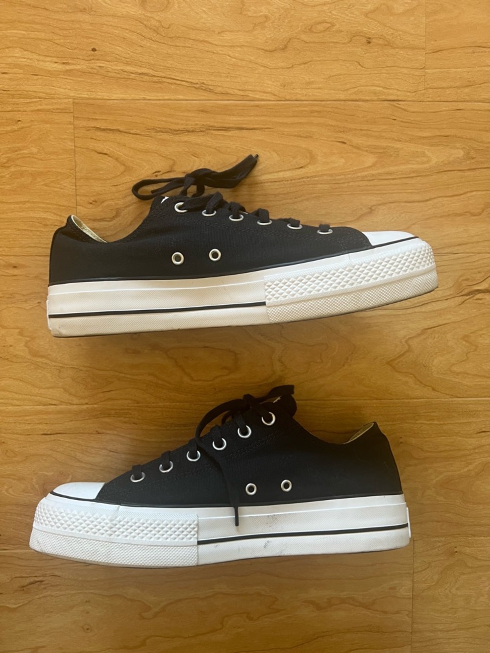 Converse Double Stacked Low-Top Canvas Platform Sneakers - Men - Picture 2 of 6